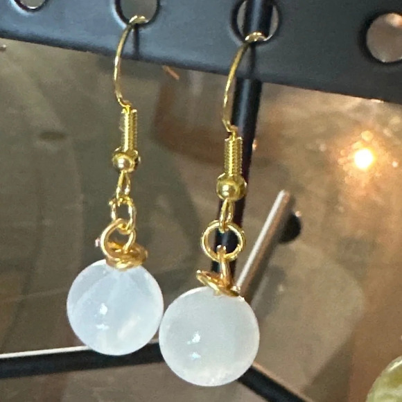 Selenite spheres dangle drops 925 sterling vermeil gold / protection earrings - Picture 2 of 5
